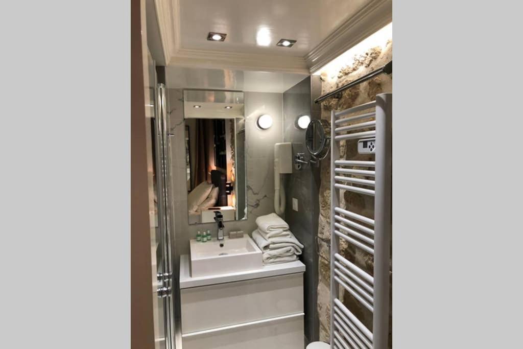 Loft Nazareth Quartier Du Marais Parigi