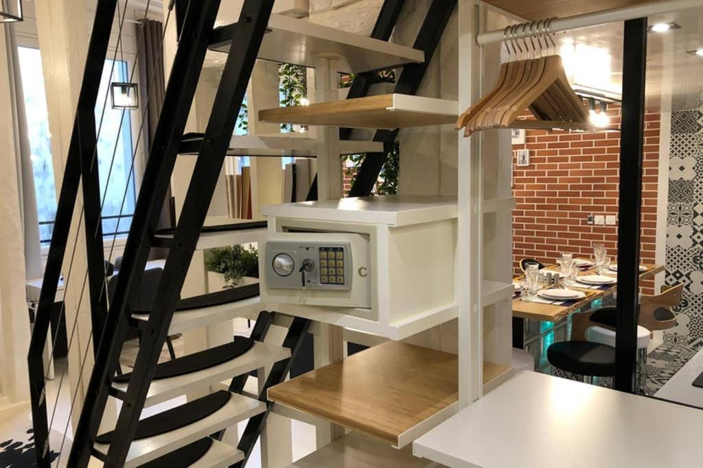 Appartamento Loft Nazareth Quartier Du Marais Parigi